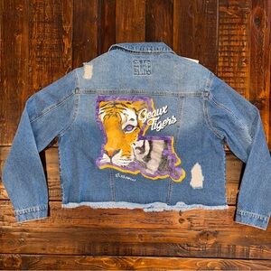 Hand painted LSU Wax Jean denim jacket. Size L. NWT.